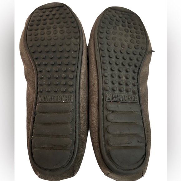 Minnetonka Kilty hardsole moccasin gray - Picture 7 of 7